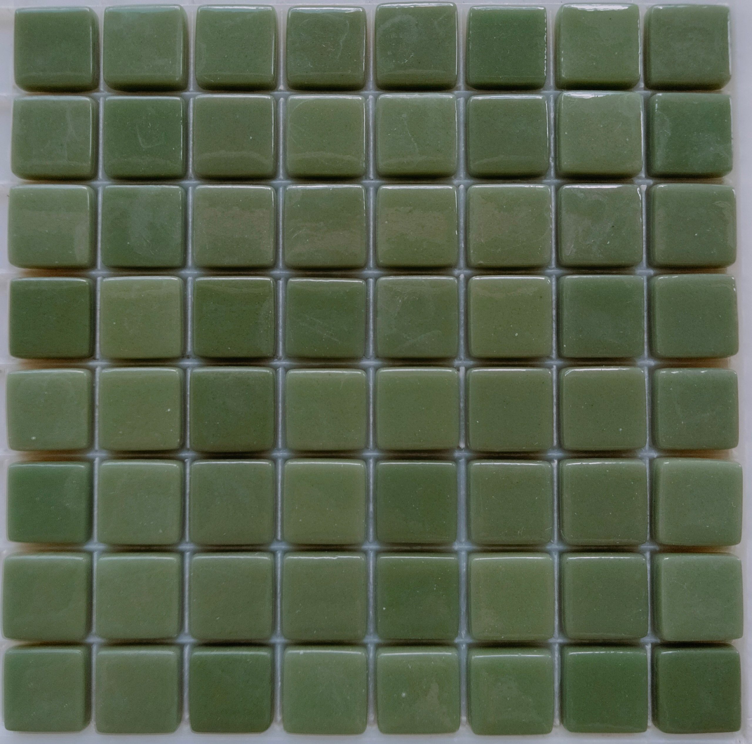 137-g Palmetto Green–sheeted tile