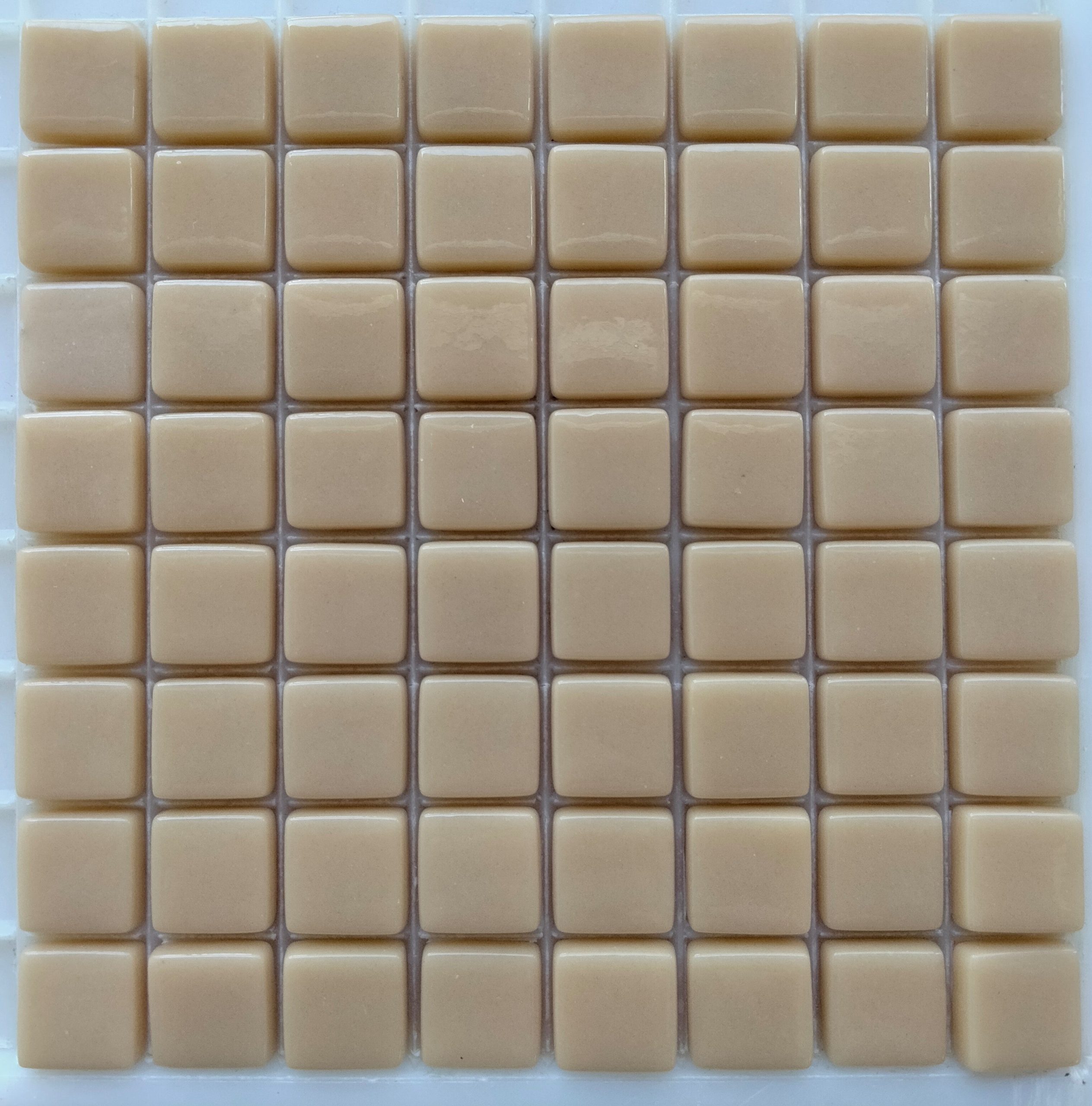 193-g Tan–sheeted tile