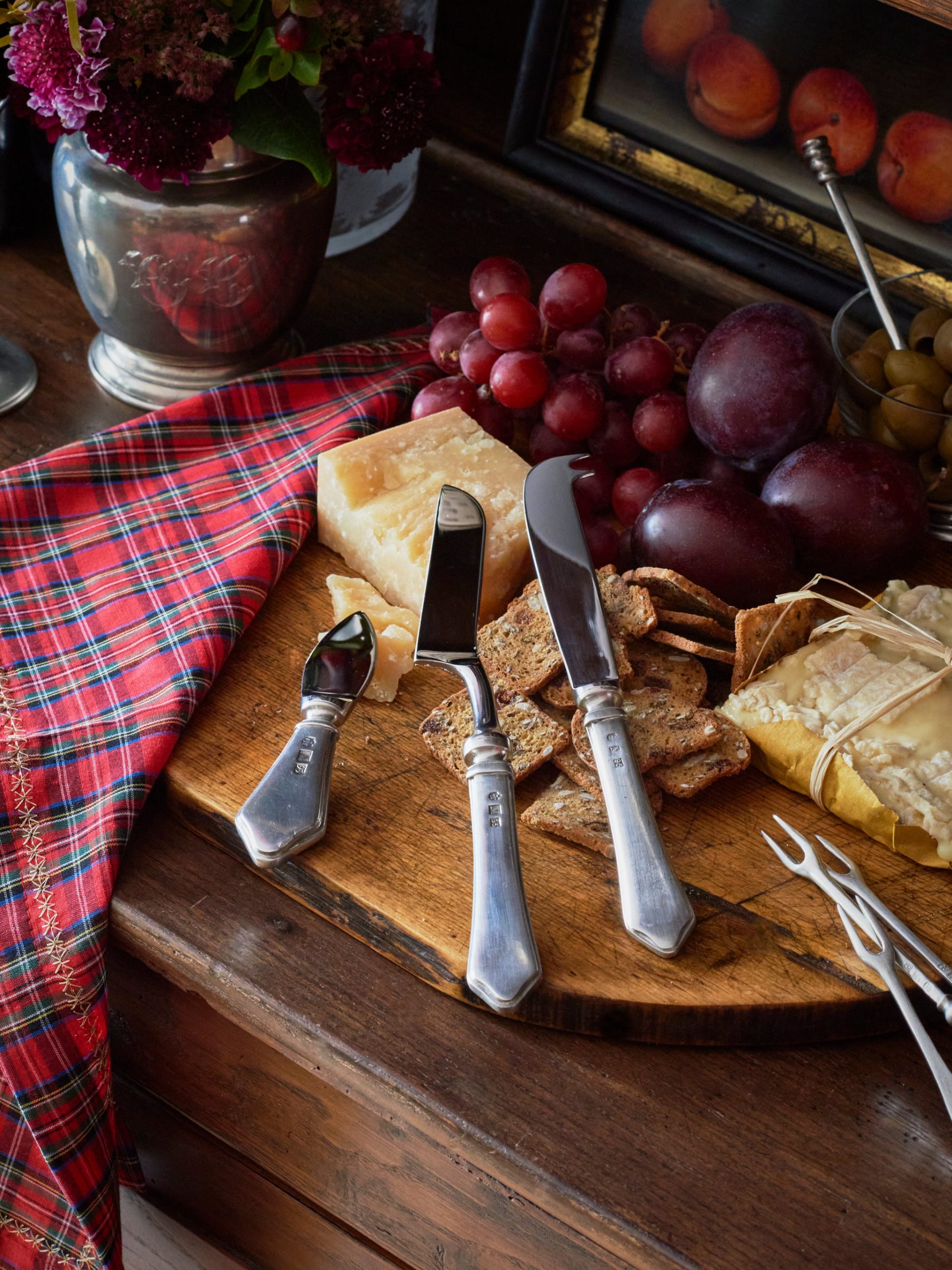 MATCH Pewter Violetta Cheese Knife Set